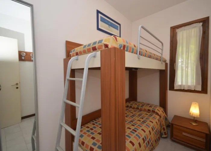 Villaggio Dei Fiori 비비오네